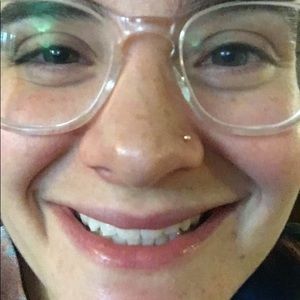 Meet your Posher, Chaya